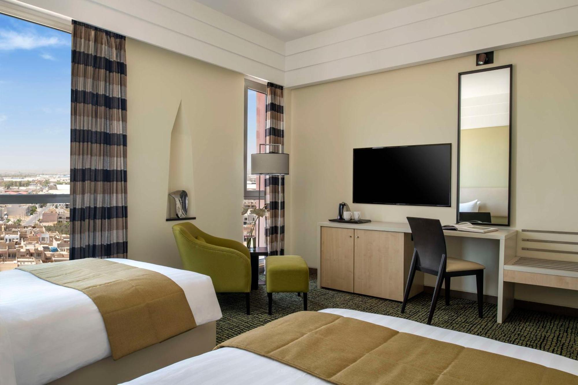 Bristoria Hotel Арбил Екстериор снимка
